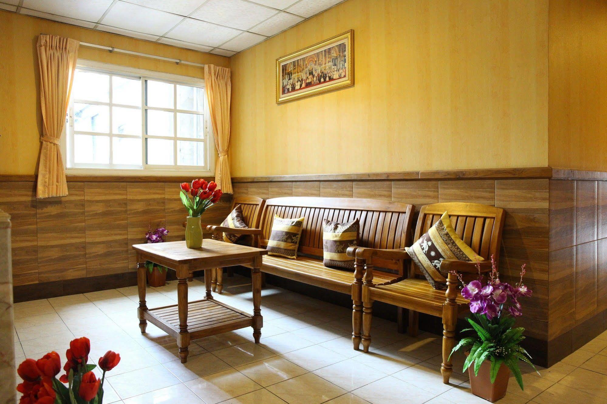 Thai Cozy House - Sha Certified Bangkok Bagian luar foto